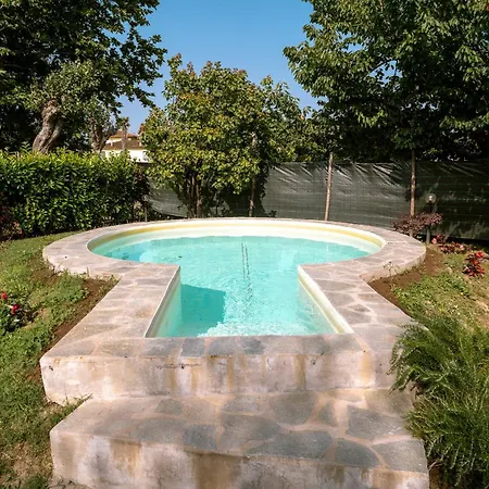 House Marina - Piscina E Relax Tatil Evi